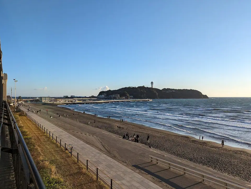Katase Nishihama beach on a sunny winter day, Fujisawa, Kanagawa